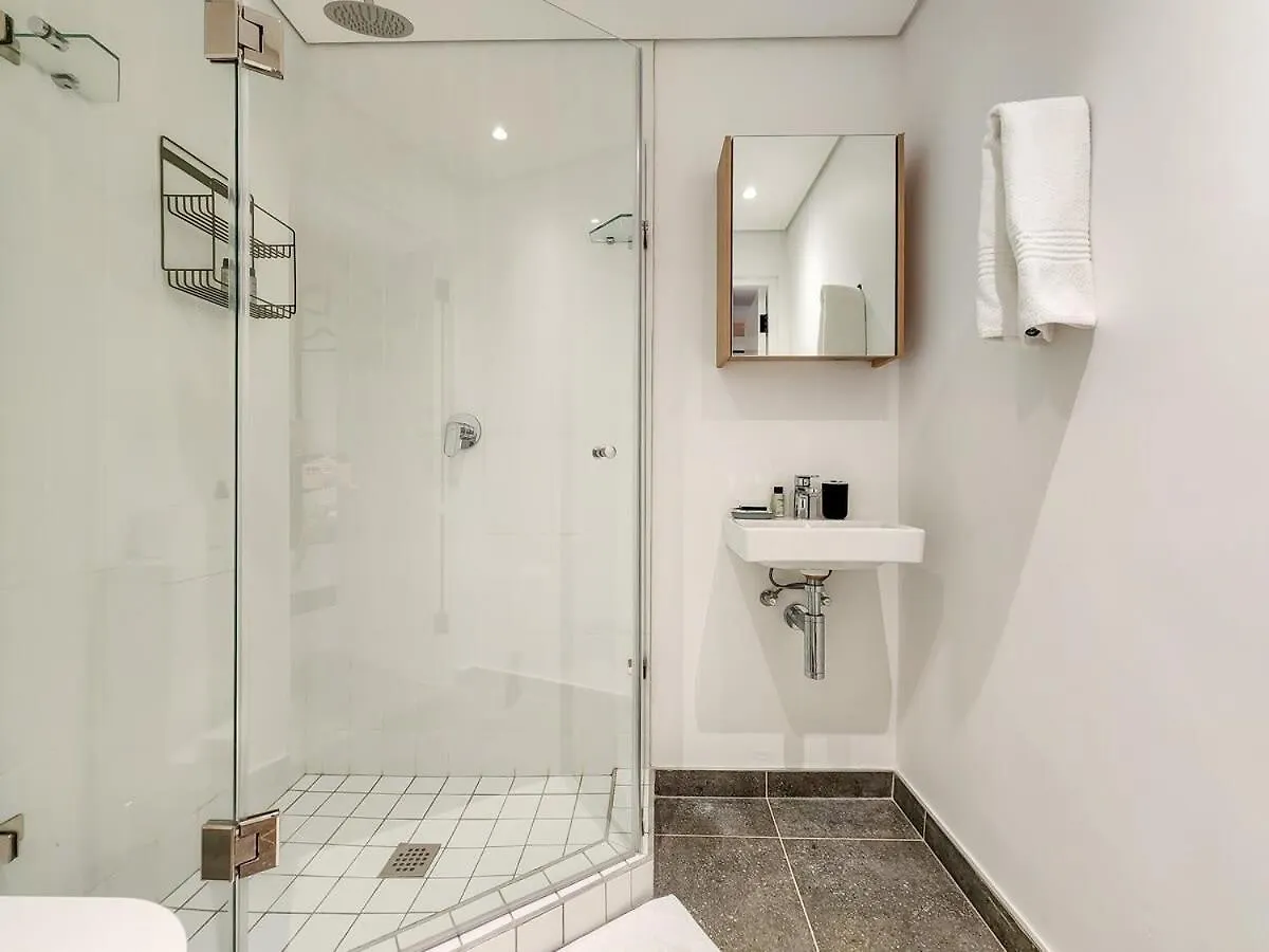 Seaside, Modern Luxury Apartment Cape Town